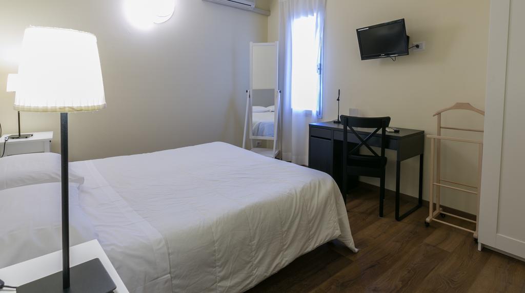 Albergo Il Cochino Montale  Exterior photo