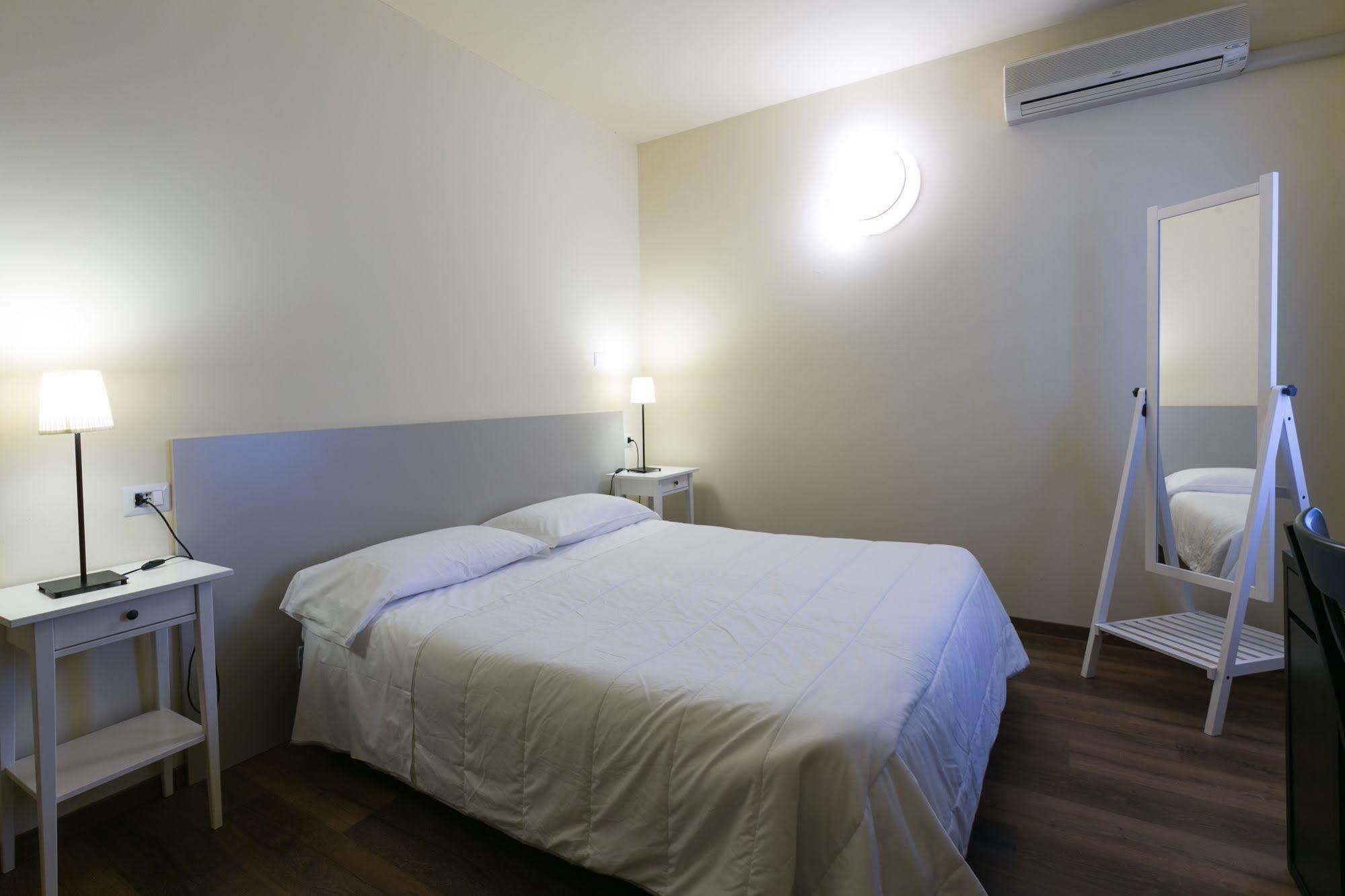 Albergo Il Cochino Montale  Exterior photo
